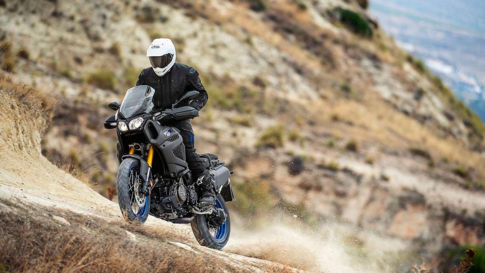 Bolt 950 Spec: Conducción cómoda y ágil